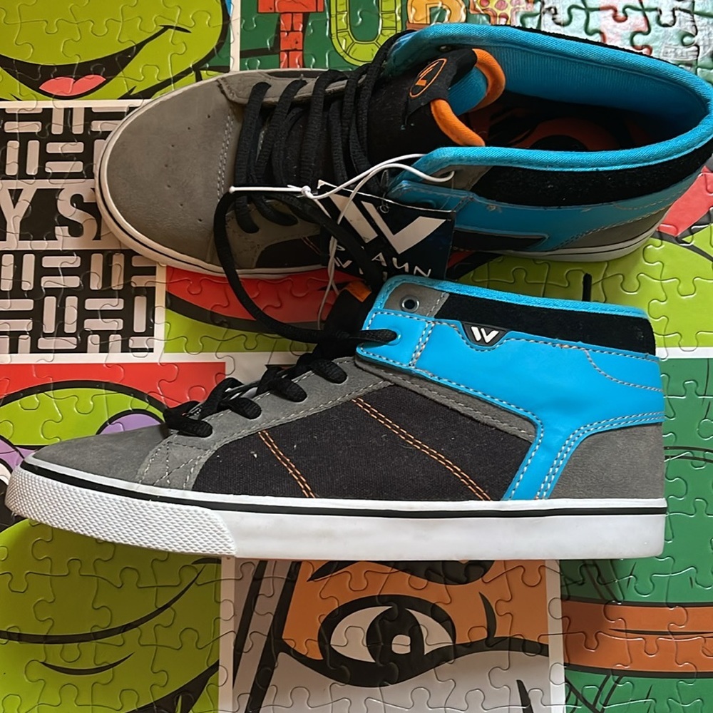 Boys Shoes​ - Picture 3 of 4